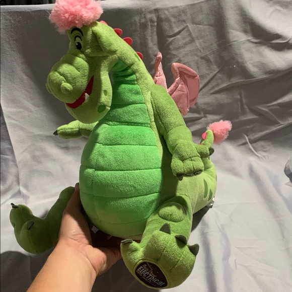 Disney parks Main Street Electrical Parade 50th Pete's Dragon Elliott  Plush - Picture 11 of 11